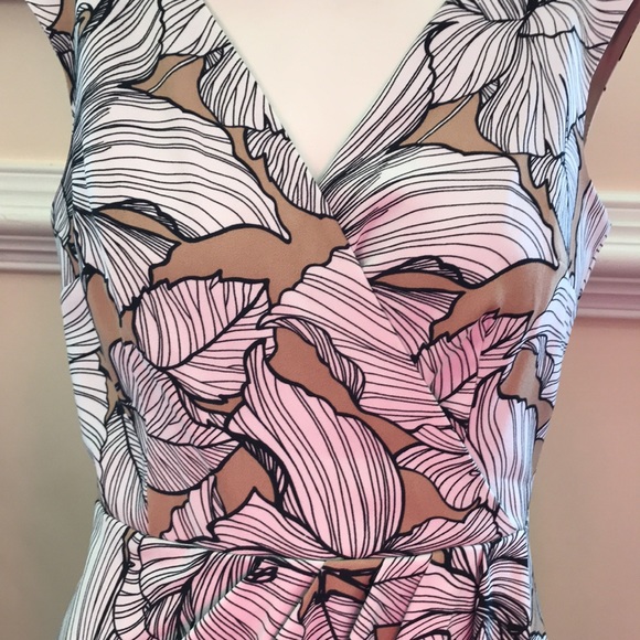 SIZE 6 BEAUTIFUL SPRING SUMMER DRESS OR FALL W BLACK BLAZER. Tan/black/white🌸🌸 - Picture 4 of 6